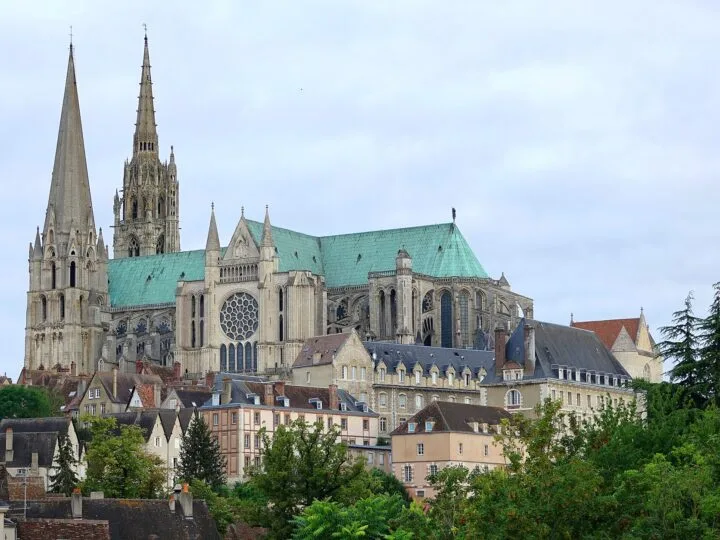 Catedrala Notre-Dame din Chartres și de ce a ajuns un reper al goticului