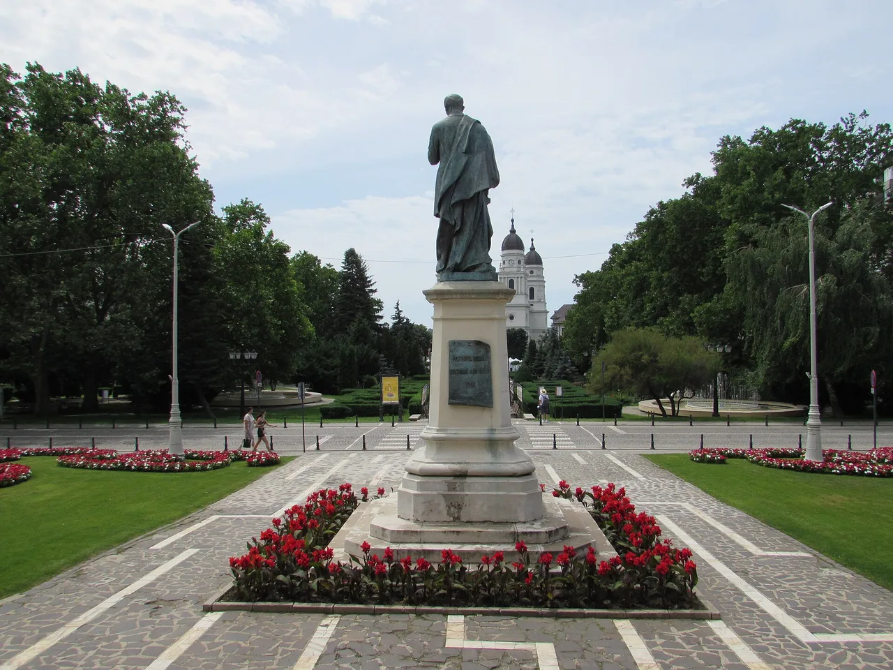 Statuia lui Vasile Alecsandri din Iasi11