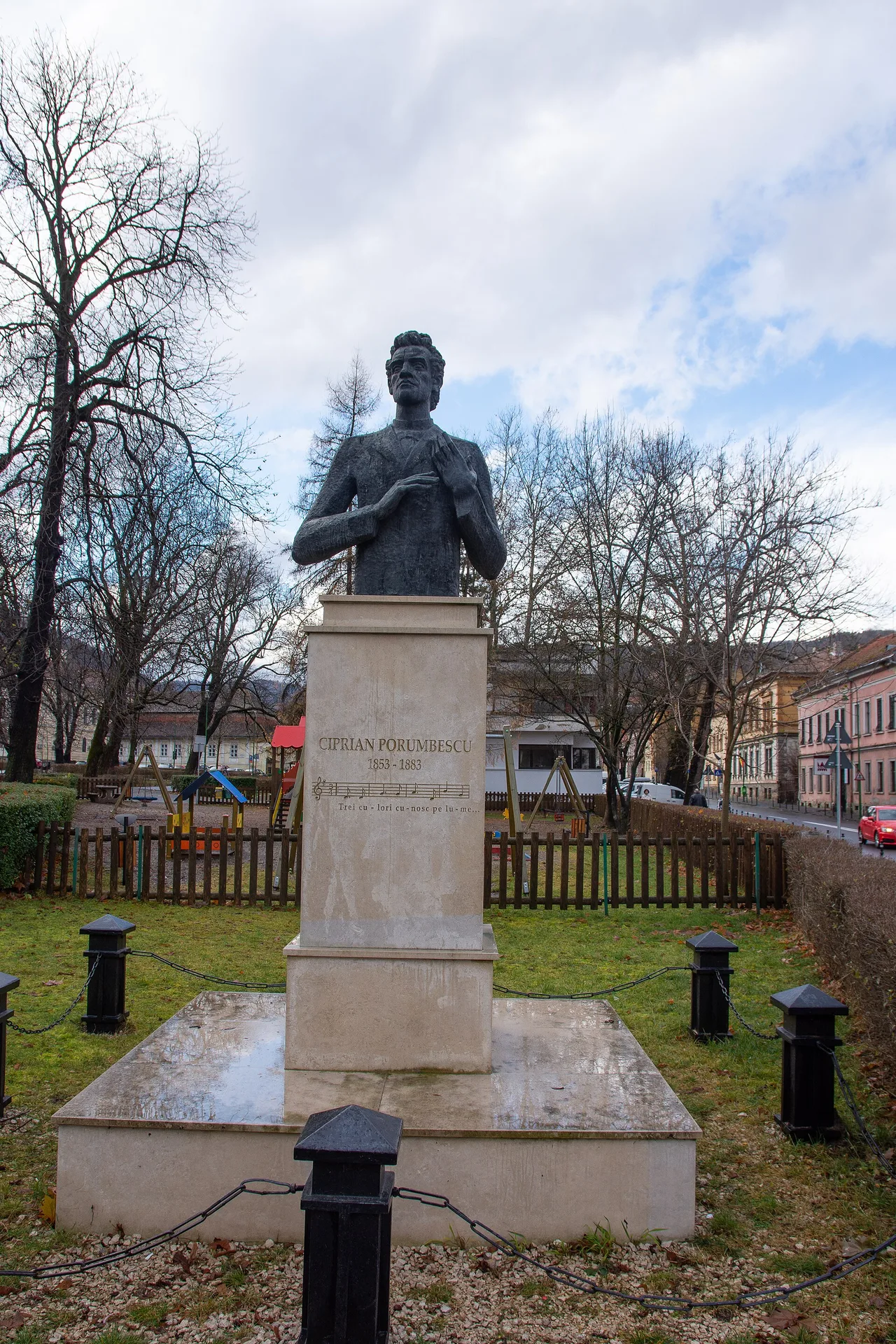 Estatua de Ciprian Porumbescu en Brașov